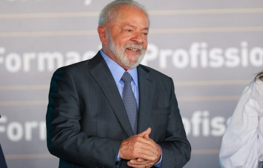 Lula defende voto secreto de ministros do STF