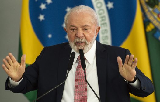 Lula lança edital de R$ 65,5 bilhões, com recursos para municípios