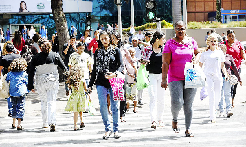 Brasileiro fica mais otimista com situação do País em setembro