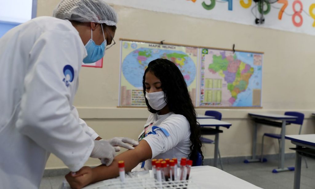 Vacinação nas escolas pode aumentar adesão