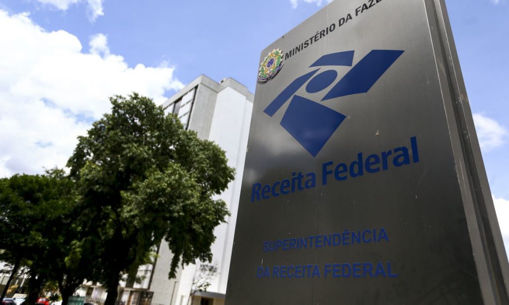 Arrecadação federal atingiu R$ 174,316 bilhões