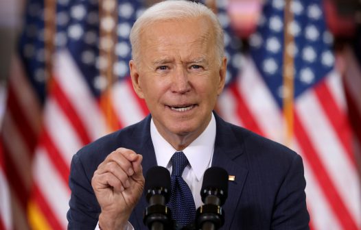 Biden envia ao Congresso pacote de segurança para apoiar Ucrânia e Israel