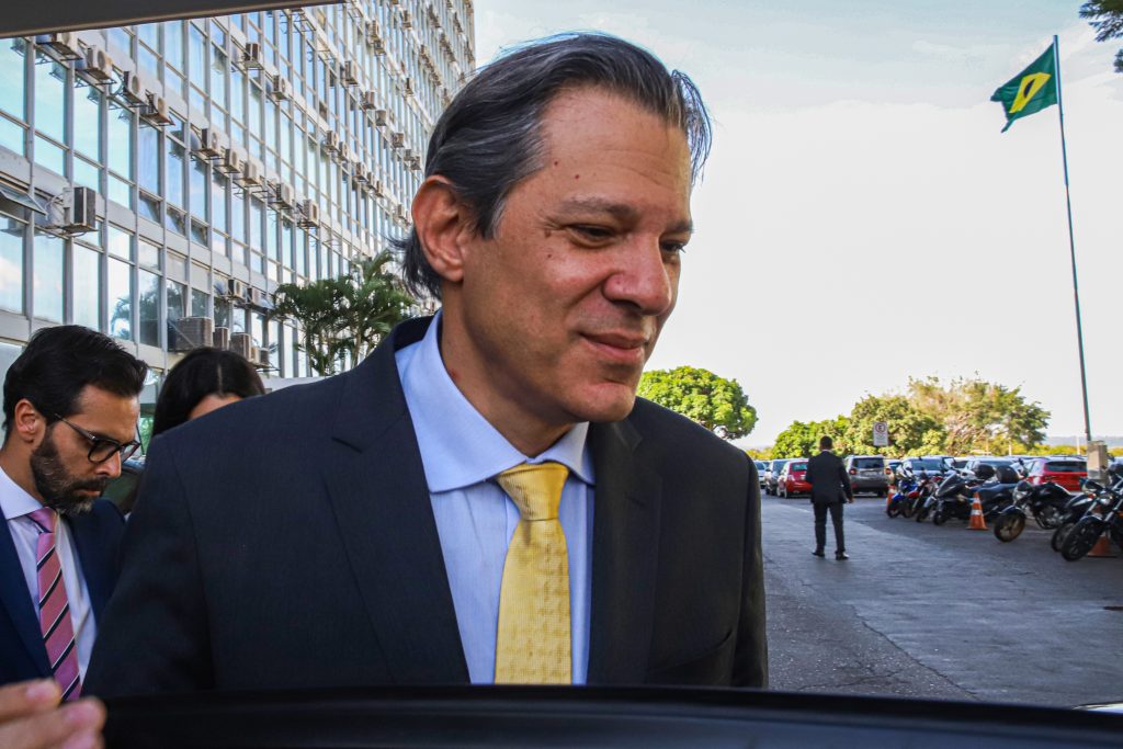 Haddad diz que conversou sobre JCP com Febraban