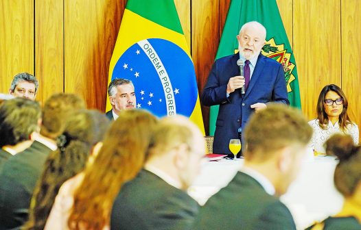 Lula admite que dificilmente o Brasil chegará à meta zero em 2024