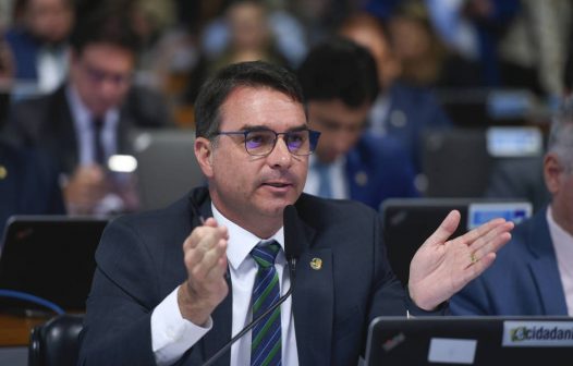 Mauro Cid afirma que Michelle e Eduardo incitavam Bolsonaro a dar um golpe de Estado