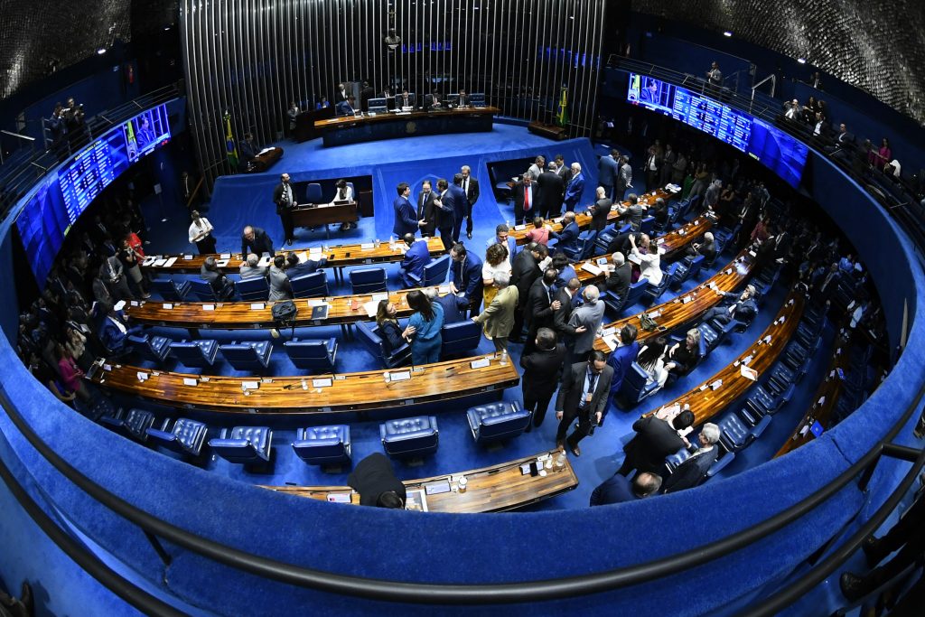 Senado aprova reforma tributária em 1º turno