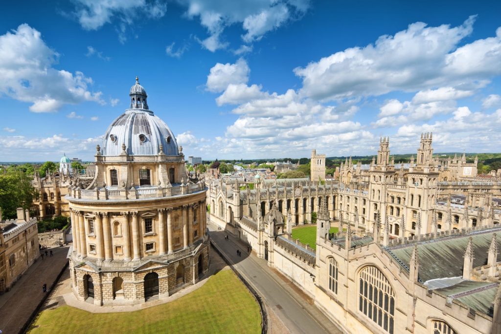 Testes de admissão para Universidade de Oxford poderão ser feitos em faculdade no Brasil