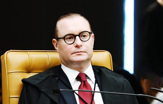 Zanin vota para anular revisão da vida toda do INSS