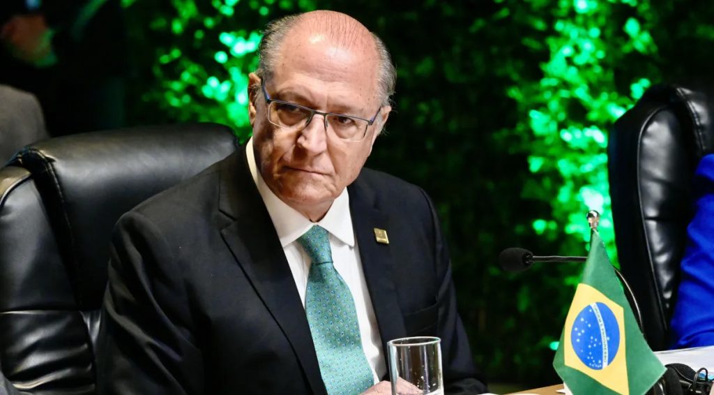 Alckmin diz que integração não se faz apenas com grandes gestos