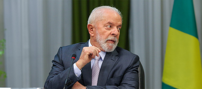 Lula critica previsão da OCDE sobre economia brasileira