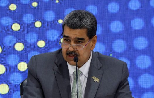 Maduro vai visitar Putin na Rússia em meio à crise da Venezuela com Guiana