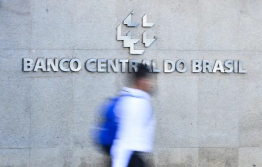 Projeção de IPCA para 2024 passa de 3,87% para 3,86%