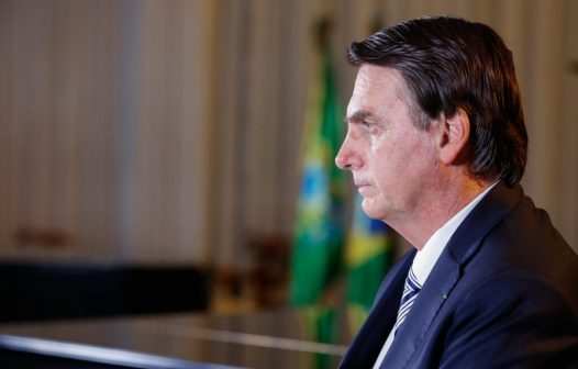 Bolsonaro ‘redigiu e ajustou’ minuta de golpe depois de reunião com comandantes