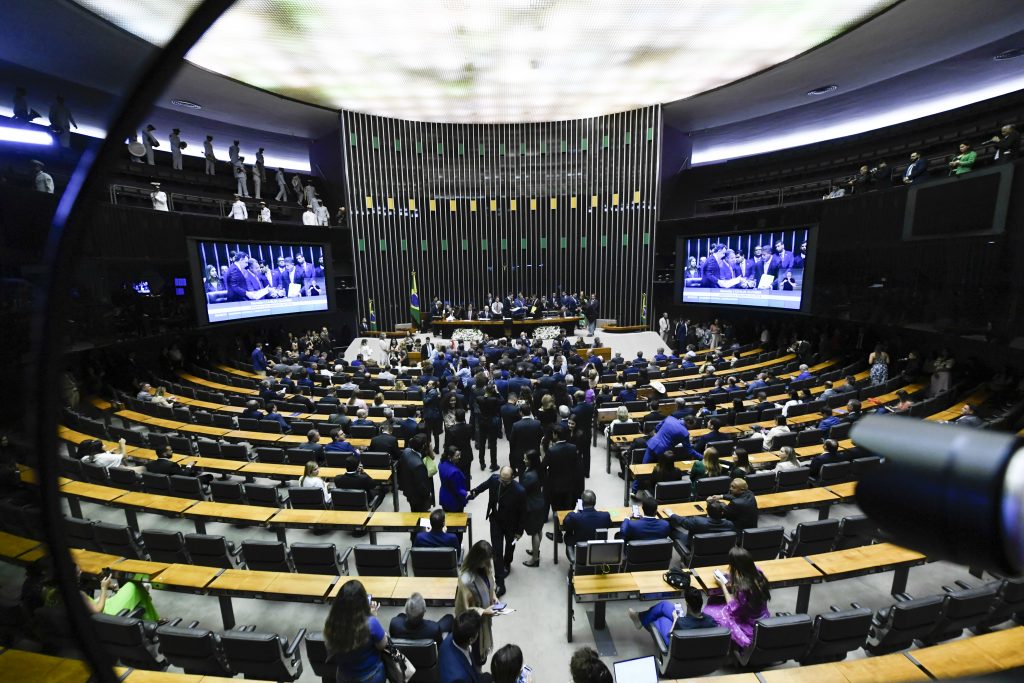 Câmara e Senado definem prioridades para 2024