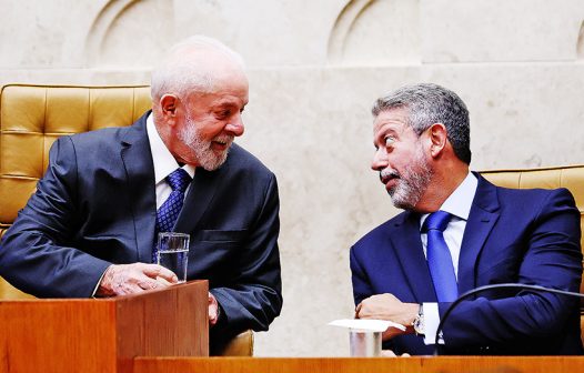 Lira diz que Lula estará junto com ele para escolher futuro presidente da Câmara