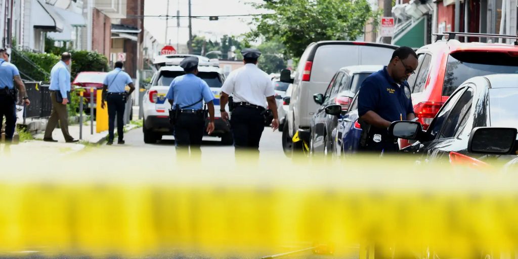 Homem ataca pessoas com faca e deixa quatro mortos nos EUA