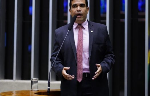 Congresso aguarda novo texto sobre devedor contumaz, mas governo insiste em projeto