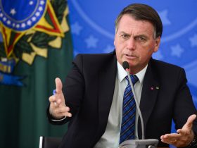 Moraes dá 48 horas para Bolsonaro explicar visita à embaixada húngara