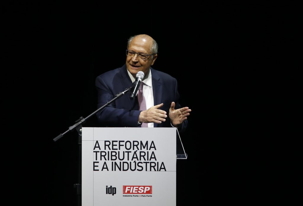 Alckmin diz que é melhor ter uma reforma tributária em seis anos do que não fazer