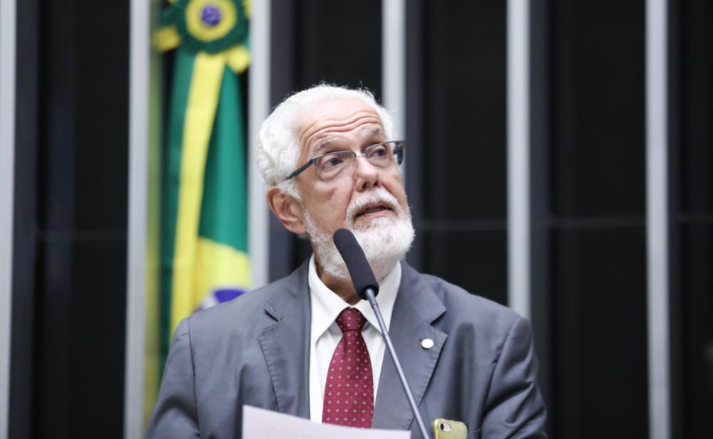 Deputado do PT completa lista tríplice para relatar cassação de Brazão