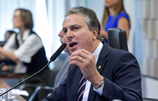 Governo deve apresentar nova proposta para servidores da educação