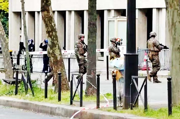 Consulado do Irã em Paris é isolado após homem entrar com bomba no local