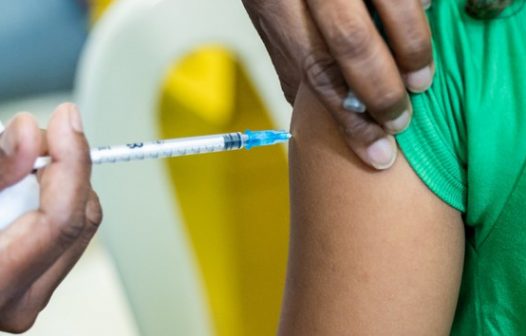 Governo aumenta público-alvo da vacinação contra HPV