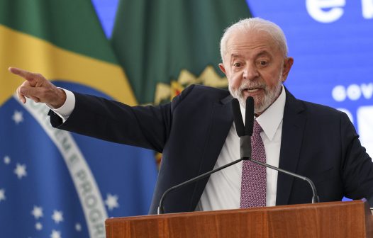 Lula anuncia inclusão de 1,2 milhão de alunos no Pé-de-Meia