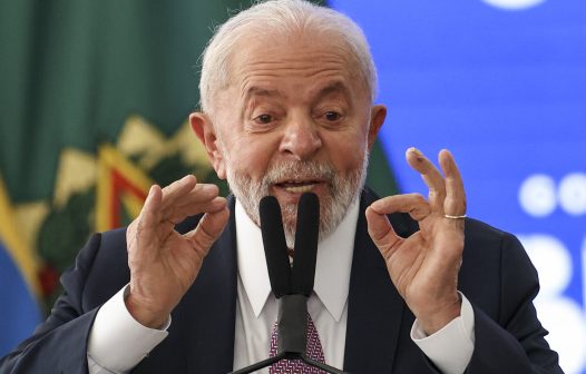 Lula diz que a sociedade precisa de crédito para se desenvolver