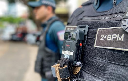 Governo de SP lança edital para ampliar câmeras corporais da polícia em 18%