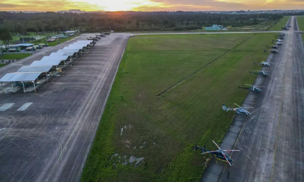 Base Aérea de Canoas recebe primeiro voo remanejado de Porto Alegre