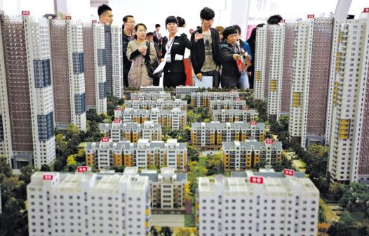 China flexibiliza regras hipotecárias para tentar estimular o setor imobiliário