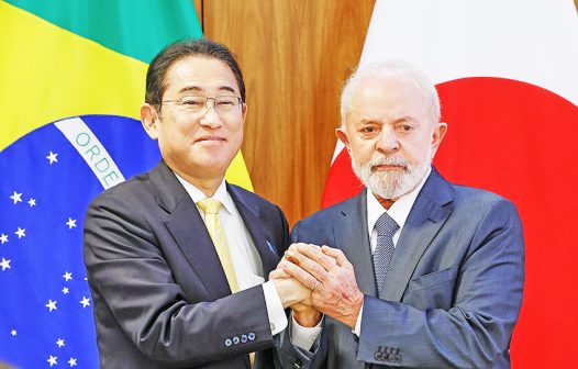 Brasil e Japão assinam acordos na área da agricultura e segurança cibernética