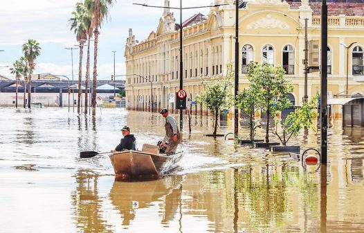 Leite anuncia R$ 12 bilhões para reconstruir o estado após as chuvas