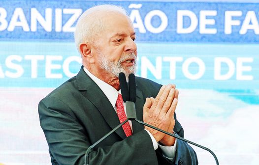 Lula diz que vai sancionar projeto que libera cassinos e jogos de azar