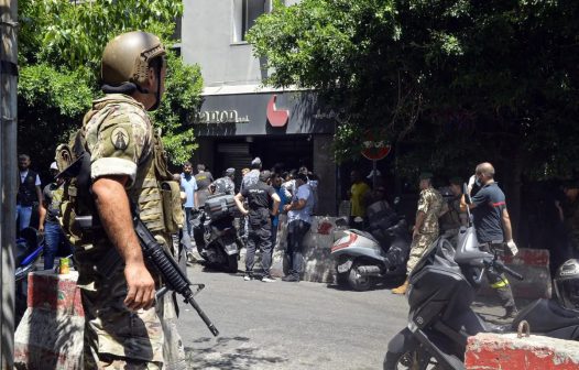 Homem é preso no Líbano após atirar contra embaixada dos Estados Unidos