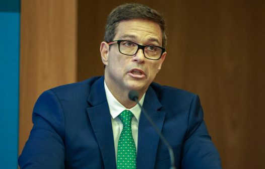 Campos Neto admite convergência global de inflação e energia