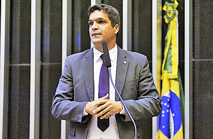 Republicanos estuda lançar Daciolo como candidato à prefeitura do Rio