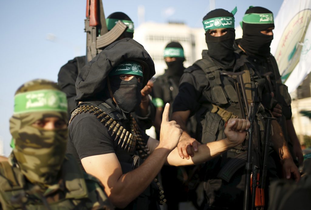 Membros do Hamas tentam invadir fronteira de Israel com Gaza