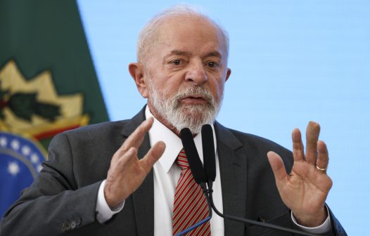 Lula critica prolongamento da greve dos docentes federais