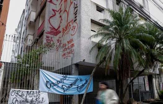 Ocupações de prédios abandonados ganham força em Porto Alegre