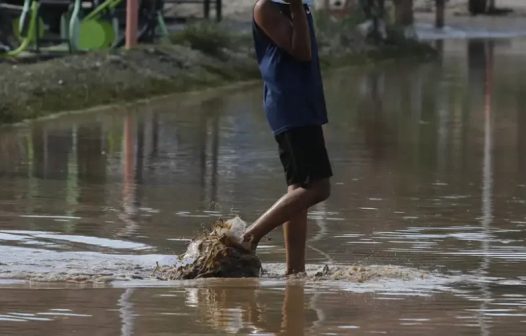 Rio Grande do Sul quer evitar que doenças se alastrem após enchentes