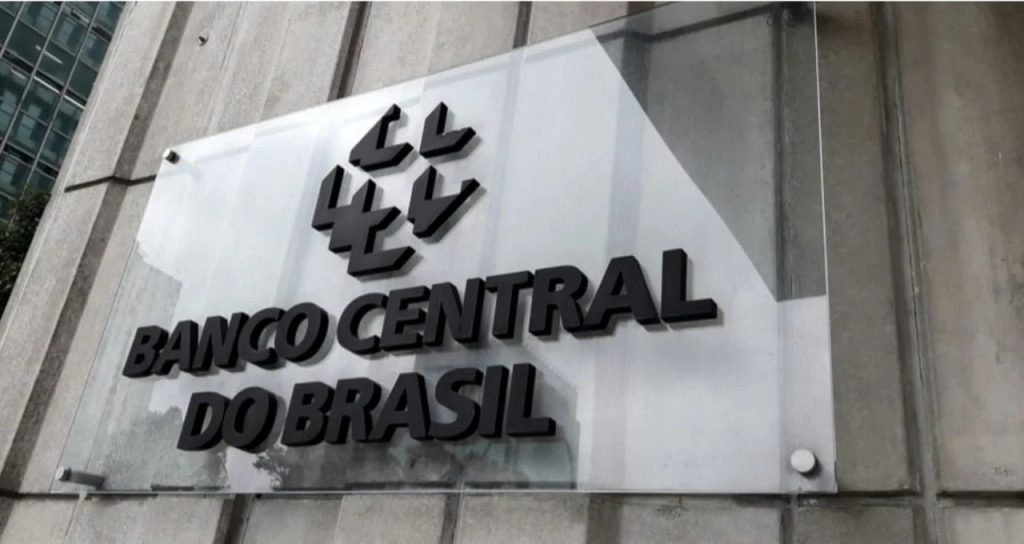 Mercado reduz previsão da inflação de 4,02% para 4% em 2024