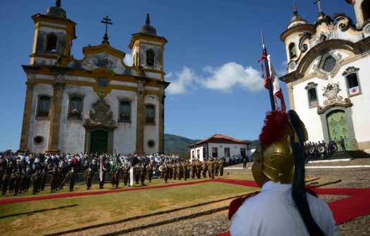 Medalha do Dia de Minas homenageia defesa dos atingidos pela tragédia de Mariana