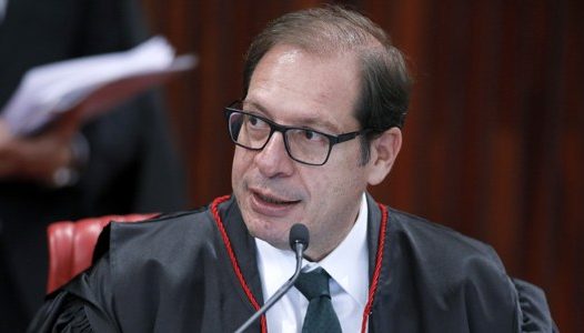 Corregedor arquiva dois processos sobre Gabriela Hardt