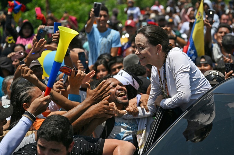 ‘Mudança e futuro’: a esperança se destaca na oposição a Maduro