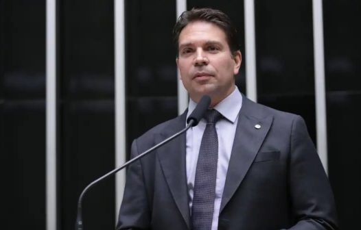 Ramagem é oficializado como candidato à prefeitura do Rio com apoio tímido de Bolsonaro