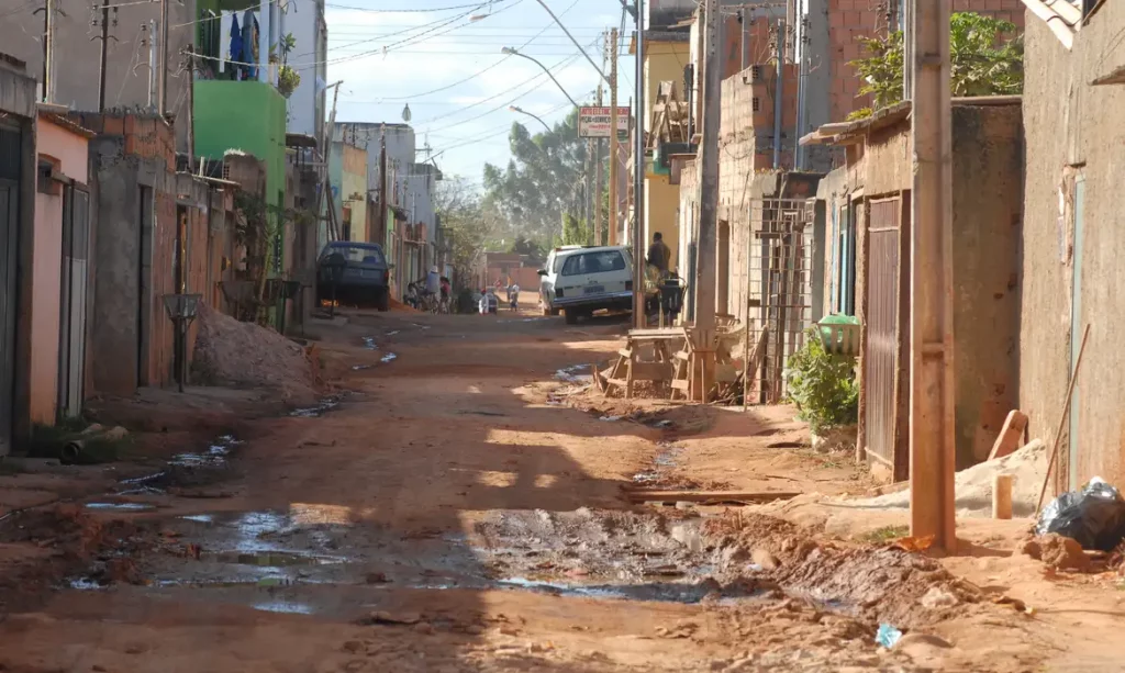 IDH brasileiro retrocedeu seis anos a partir da pandemia