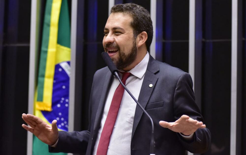 Boulos lidera em SP, mas é considerado menos preparado