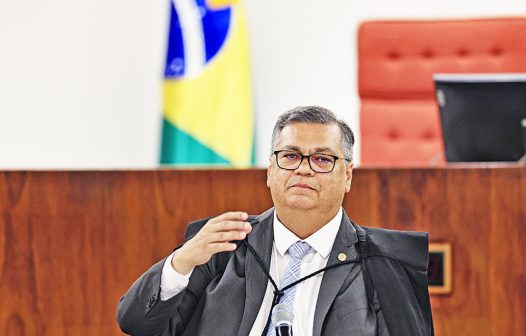 Congresso diz que Dino ‘extrapolou’ e pede que STF libere emendas